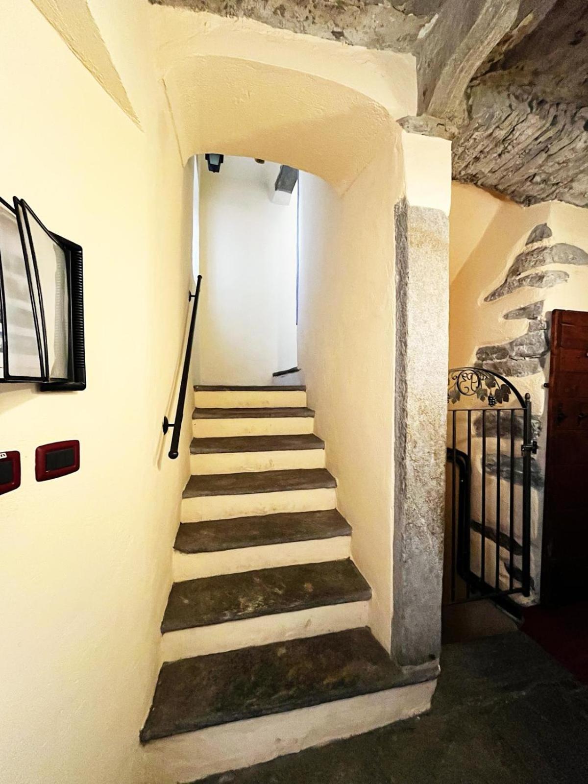 Agriturismo Edoardo Patrone ドモドッソラ エクステリア 写真